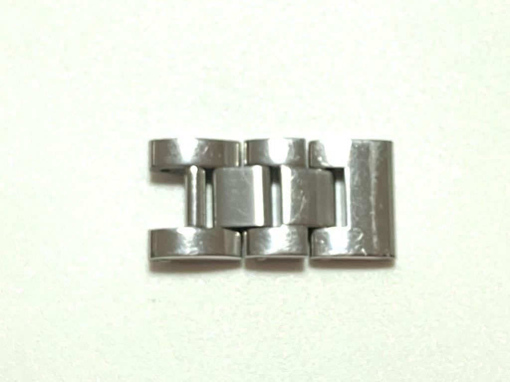 [USED] Genuine SEIKO LUKIA belt parts, 3-piece links