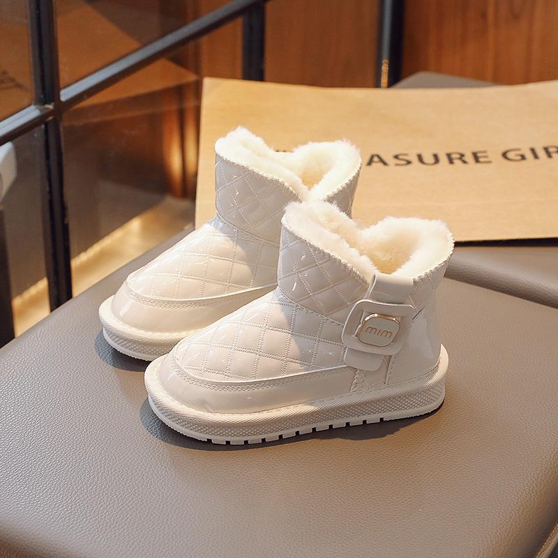 

Children s snow boots winter boys and girls velvet cotton shoes older children waterproof cotton boots baby non-slip thickened warm short boots 26-31 yards, 6 pairs in one hand