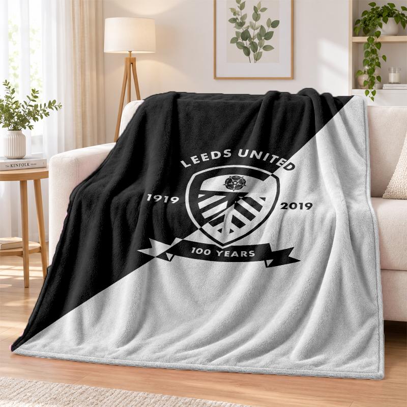 Leeds United Football Printed Flannel Blanket Warm Comfort Bed Throw For Indoor Home Decoration