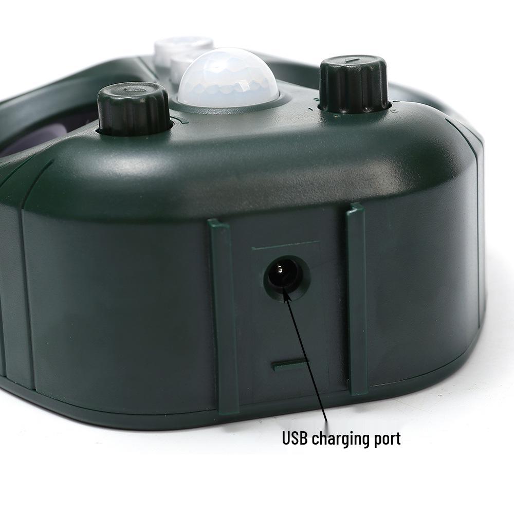 Solar Multi-functional Ultrasonic Pest Repeller for Dogs, Cats, Birds, and Insects with Strobe Light