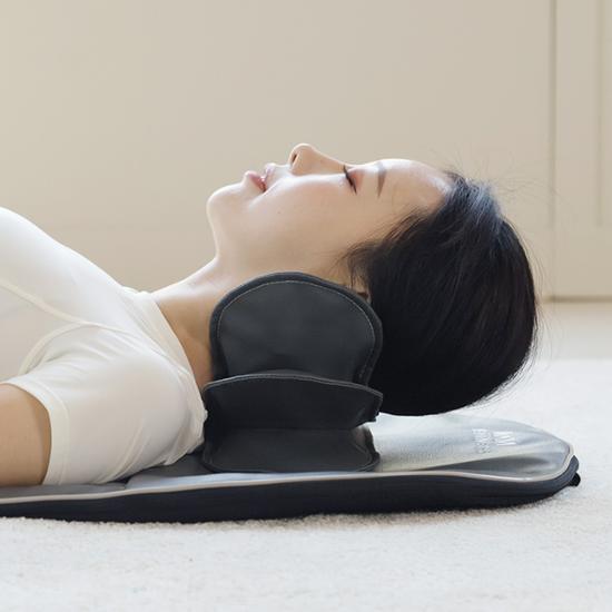 MEDINESS Full Body Mattress-Type Stretching Massage Mat MVP-750