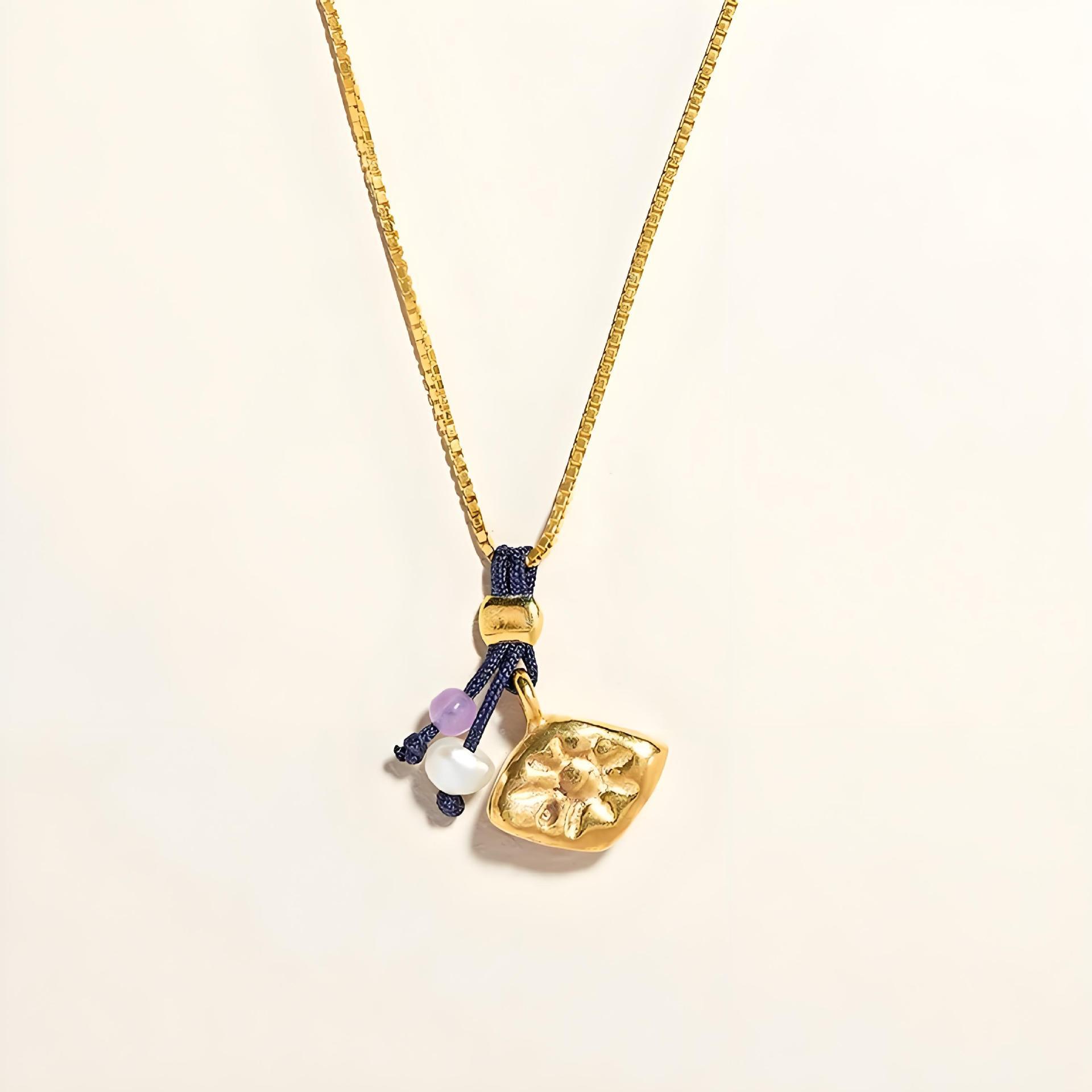 

Retro Style Literary Abstract Sun Necklace Face Necklace Stainless Steel Electroplated 18K Necklace Jewelry