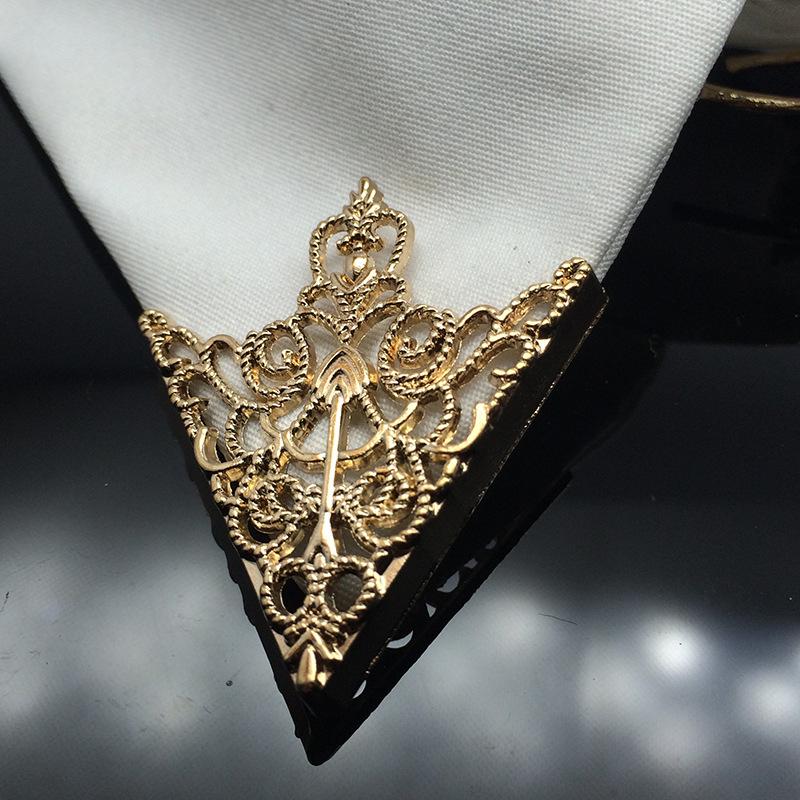 Vintage Floral Triangle Brooch Pin Elegant Hollow Crown Design for Casual Attire & Music Festivals Versatile Accessory