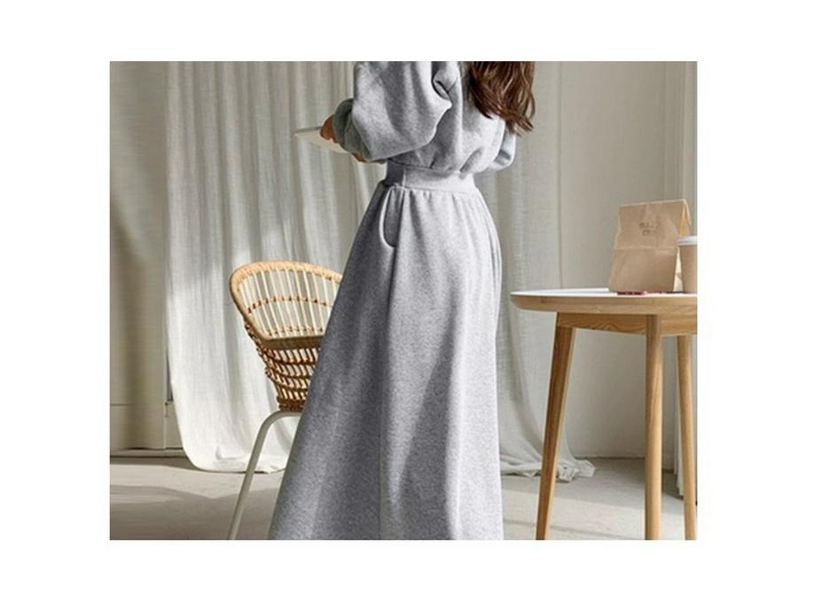 Korean Style Plus Size Hooded Sweatshirt Dress - Solid Color, Slimming Waist, Autumn/Winter Wear for Women