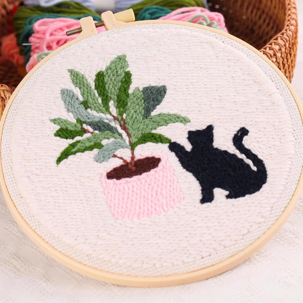 Cartoon Cat & Green Plant - Embroidery Starter Kits with Embroidery Hoops, Punch Needle Fabric with Pattern, Punch Needle Kit for Craft Lovers