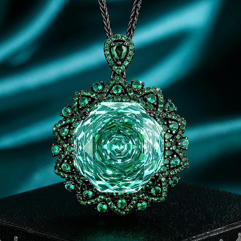 Schmuck Kupferboden Vergoldet Simulation Rose Chepala Grün Schwarz Gold Persönlichkeit Anhänger Halskette Hauptstein 18mm