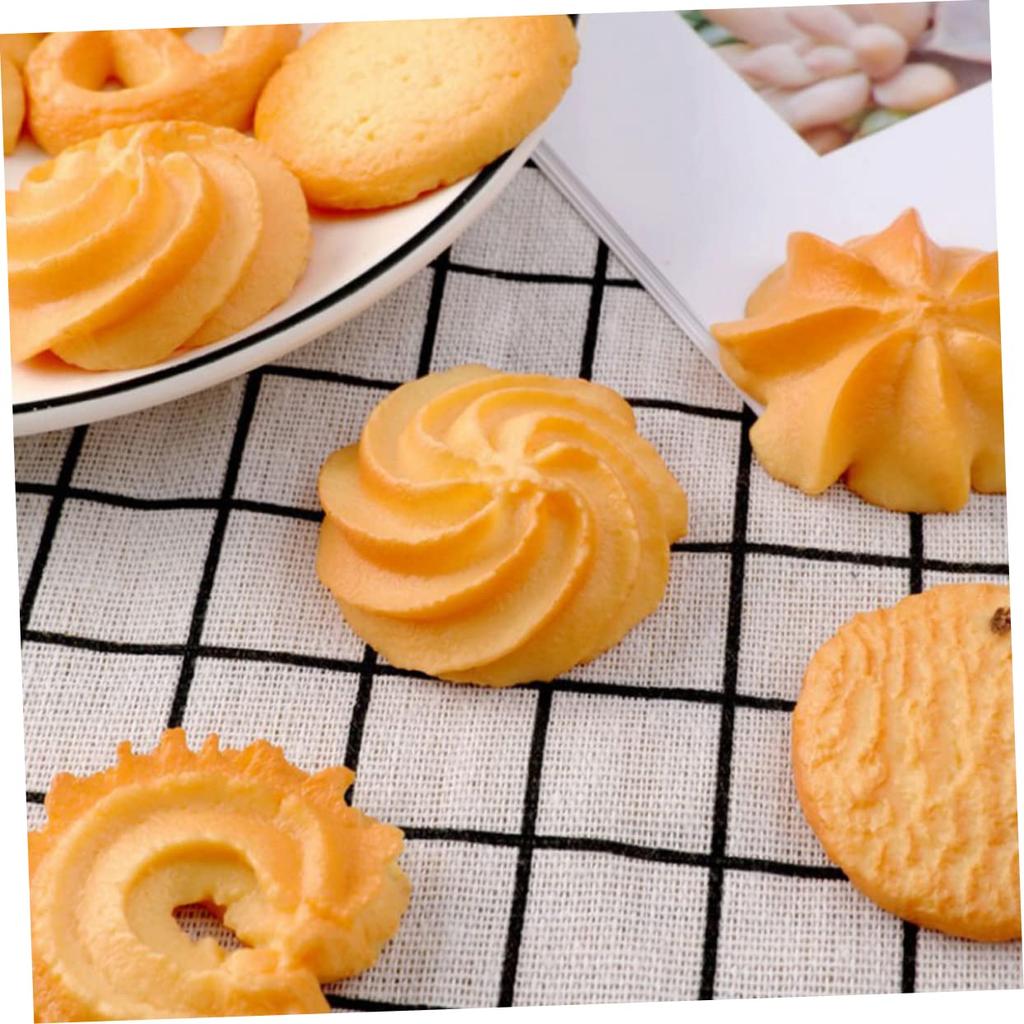 TOPPERFUN 18 Pieces Cookie Artificial Fake Cookie Imitation Bread Food Fake Food Pretend Realistic Cooking Models, Crackers, Cooking, Bread, Models,