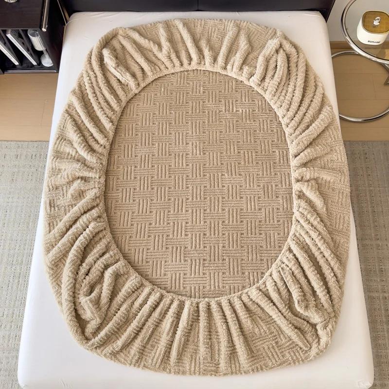 3PCS Bedding Set Soft Warm Plush Mattress Protector Cover Thick Milk Velvet Striped Fitted Sheet Fluffy Luxury Bed Cover