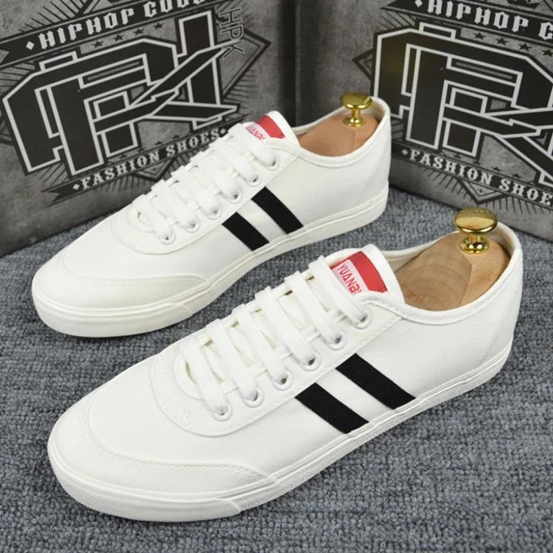 Buty wiosenne dla mężczyzn Płócienne buty codzienne Pasiasty Oddychające Płaskie buty do skateboardingu Uliczne młodzieżowe Sznurowane trampki