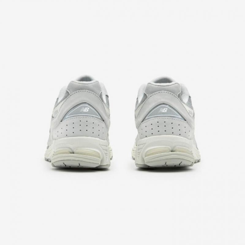 New Balance Sneakers U2002rap