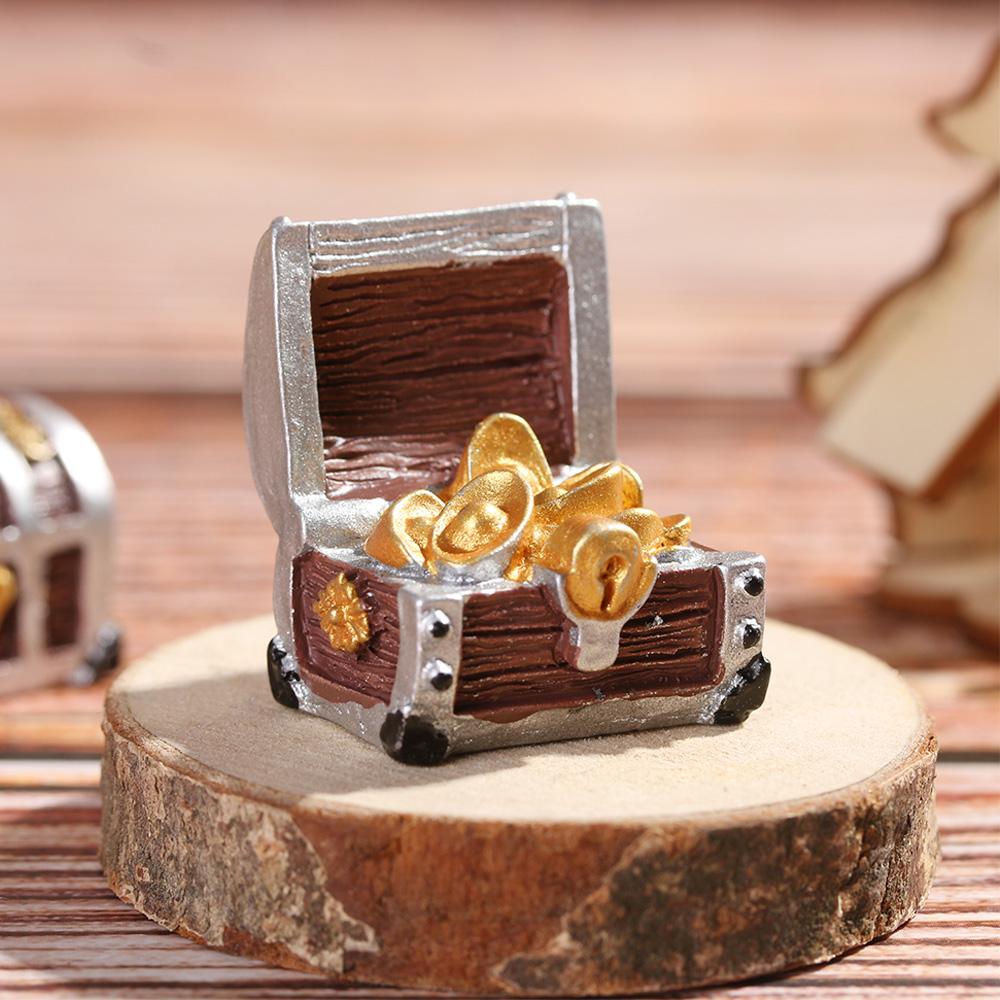 1Pc Miniature Cashbox Pirate Adventure Game Doll House Ornament Treasure Chest Figurine Micro Landscape Creative Jewelry Box Hot