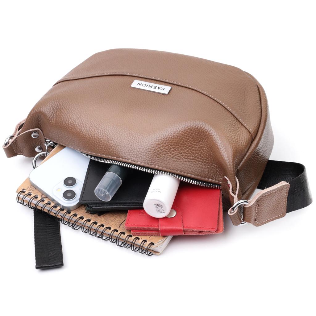 Women's Genuine Leather Shoulder Bag with an Unusual Runner Keychain Vintage 22619 Brown