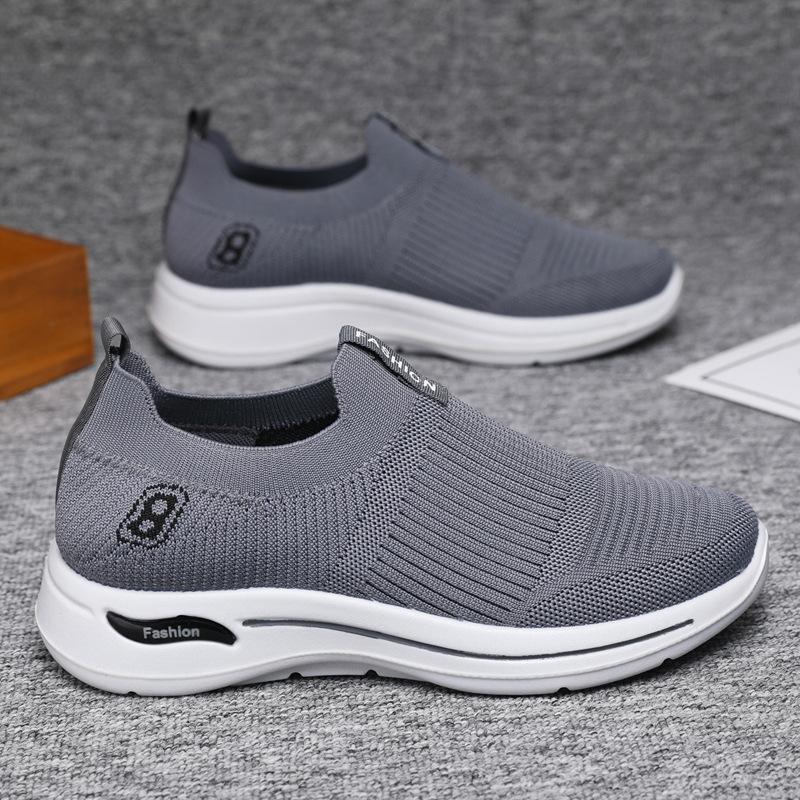 

New men s shoes are trendy and comfortable, one-pedal soft-soled shoes, walking breathable casual shoes, foreign trade shoes 39