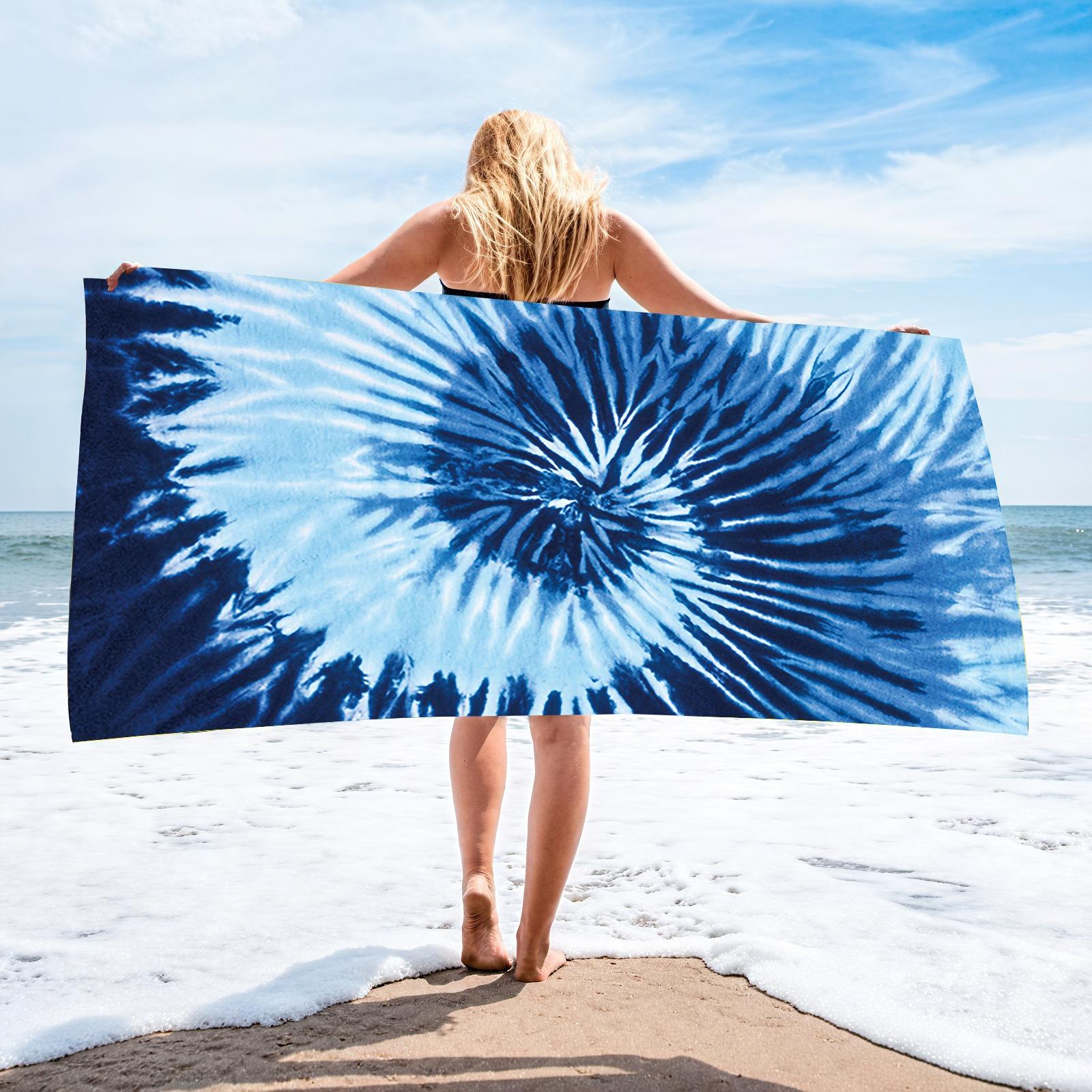 

Black White Lion with Crown Print Beach Towel Microfiber Quick Dry Bath Towels King of The Beach Summer Pool Vacation Blanket W30*H60(CM)