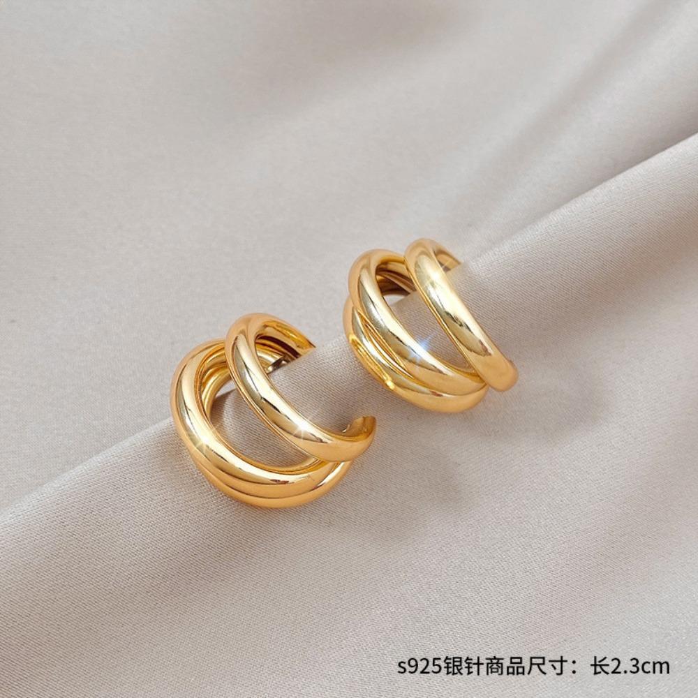 Versatile Earrings Femininity Pearl Stud Earrings Silver Needle Niche Design High-end Earrings