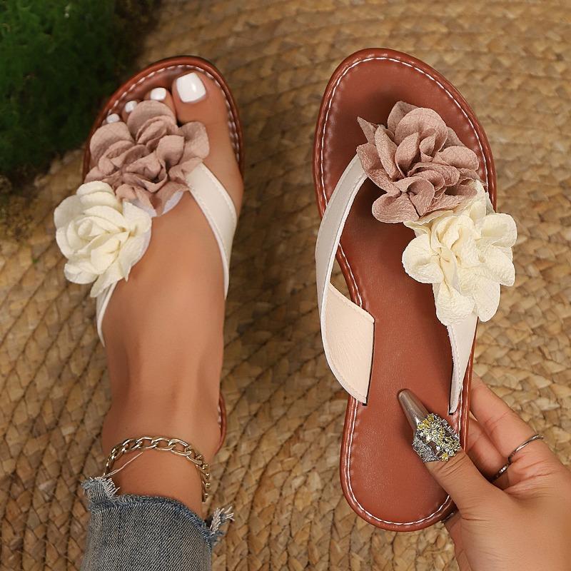 Fashion Flower Beach Sandals and Slippers Women's Outside Wear New Summer Round Toe Clip Toe Soft Slip-proof Plus Size Flip-flops