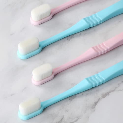 

Зубная щетка TOYAKU Nano, мягкая [не повреждает десны] Ультратонкая зубная щетка с щетиной, Clear Clean, компактная головка, набор из 4 штук