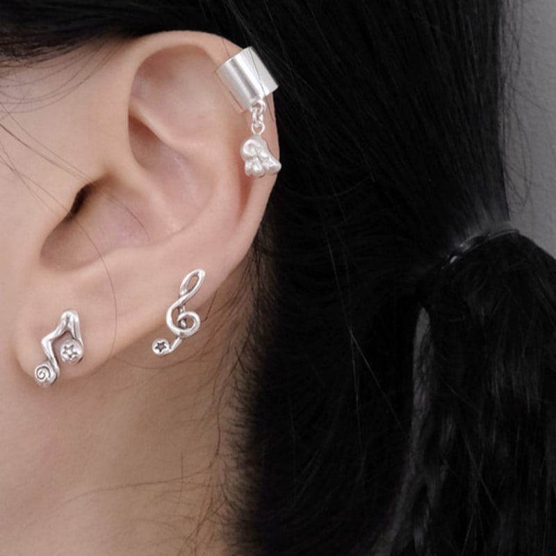 Reinheart Mini Star Clef Piercing