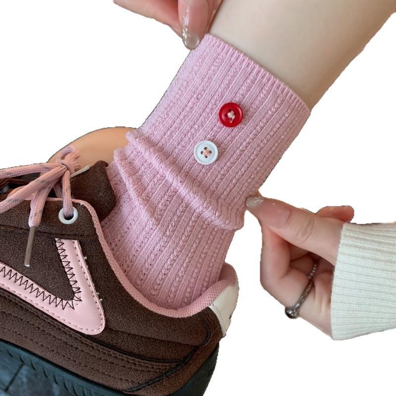 Children's Colorful Buttoned Trendy Socks, Vertical Stripe Mid-calf Socks, Suitable for Autumn and Winter.