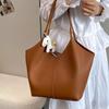 New Large-Capacity Bag, Women'S High-End Sense Niche Class Commuter Bag Versatile Shoulder Tote Bag