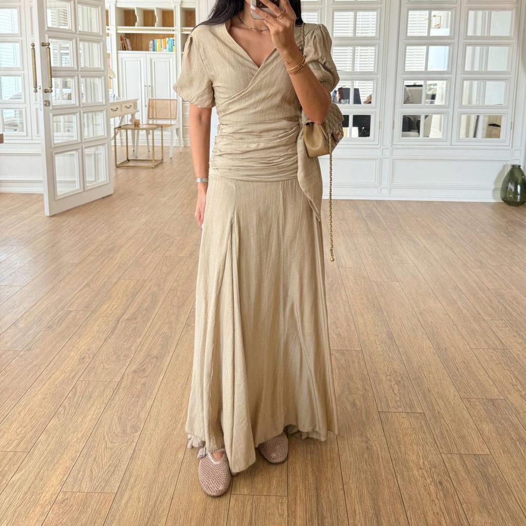 European and American Women's Clothing New Cross V-neck Short-sleeved Short Top Pleated High-waisted Long Skirt Set
