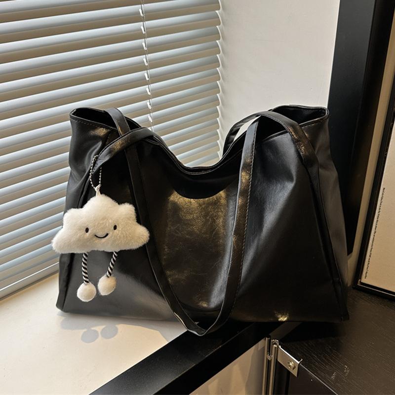 Bag 2025 new bag large capacity women's fashion foreign style high sense soft leather texture shoulder tote bag