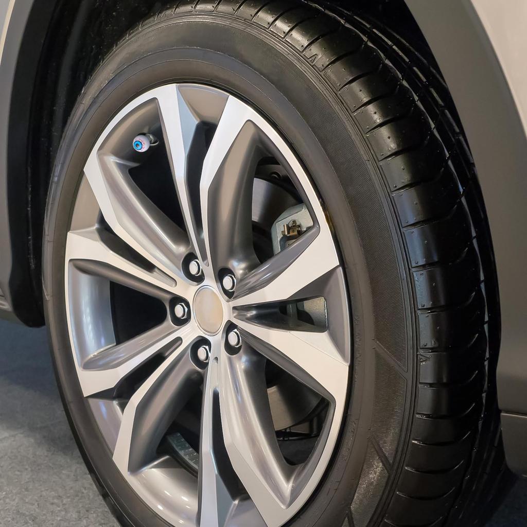 BELLIFFY 12PCS Bicycle Valve Eyeball Tire Valve Caps Eyeball Valve Caps Fluorescent Valve Stem