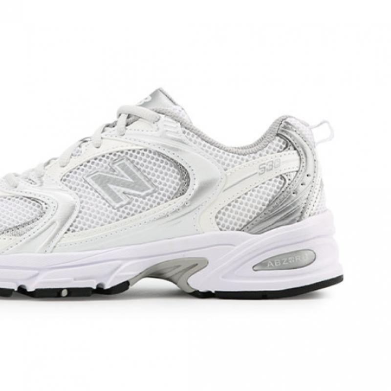 New Balance 530