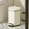 Stainless Steel Trash Bin Kitchen Pedal Trash Can Large Capacity Wastebasket Bedroom Dump Luxury Antiodor Home Garbage Container