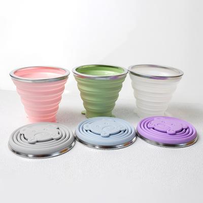 Folding Cup with Lid Sealed Well Portable Cartoon Design Collapsible Travel Cup for Picnic