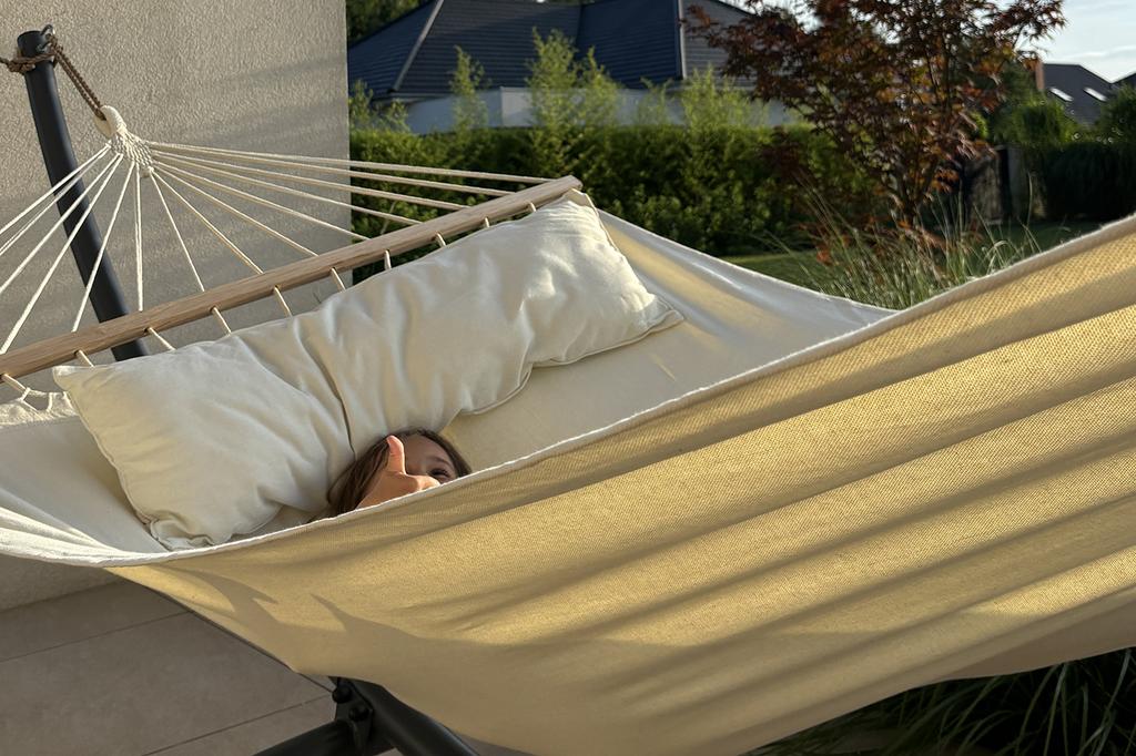 Zwei-Personen Boho Gartenhängematte, groß, stark, Schaukel, beige Spreizstange, 310x150