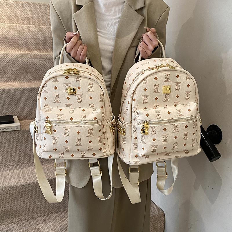 UR Cute Bear Backpack Large Capacity Women's Bag Versatile Trend Handbag Commuting Light Foreign Bag
