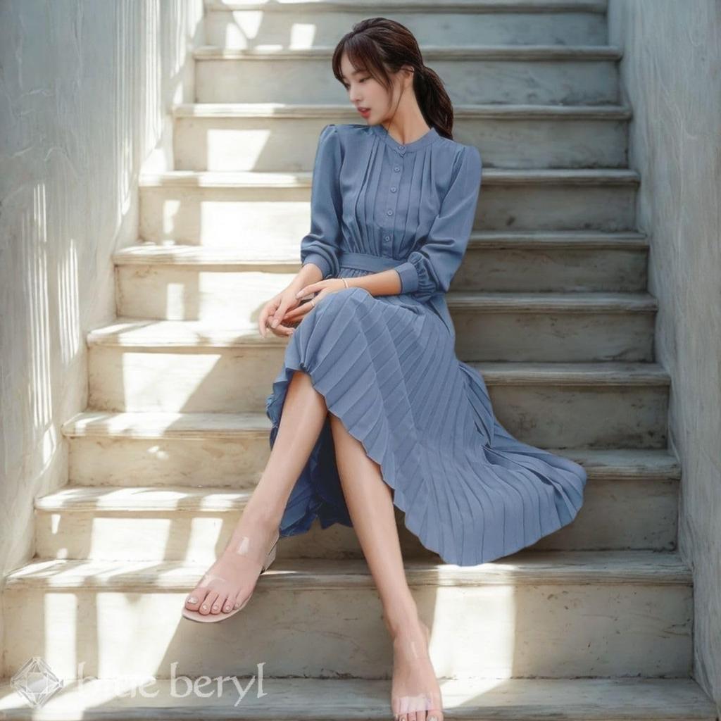Blue Beryl Long Pleated Chiffon Dress with Long Urban Elegant and [Original Color] Women's Sleeves, Style, Casual, Blue, BB054-BL-M