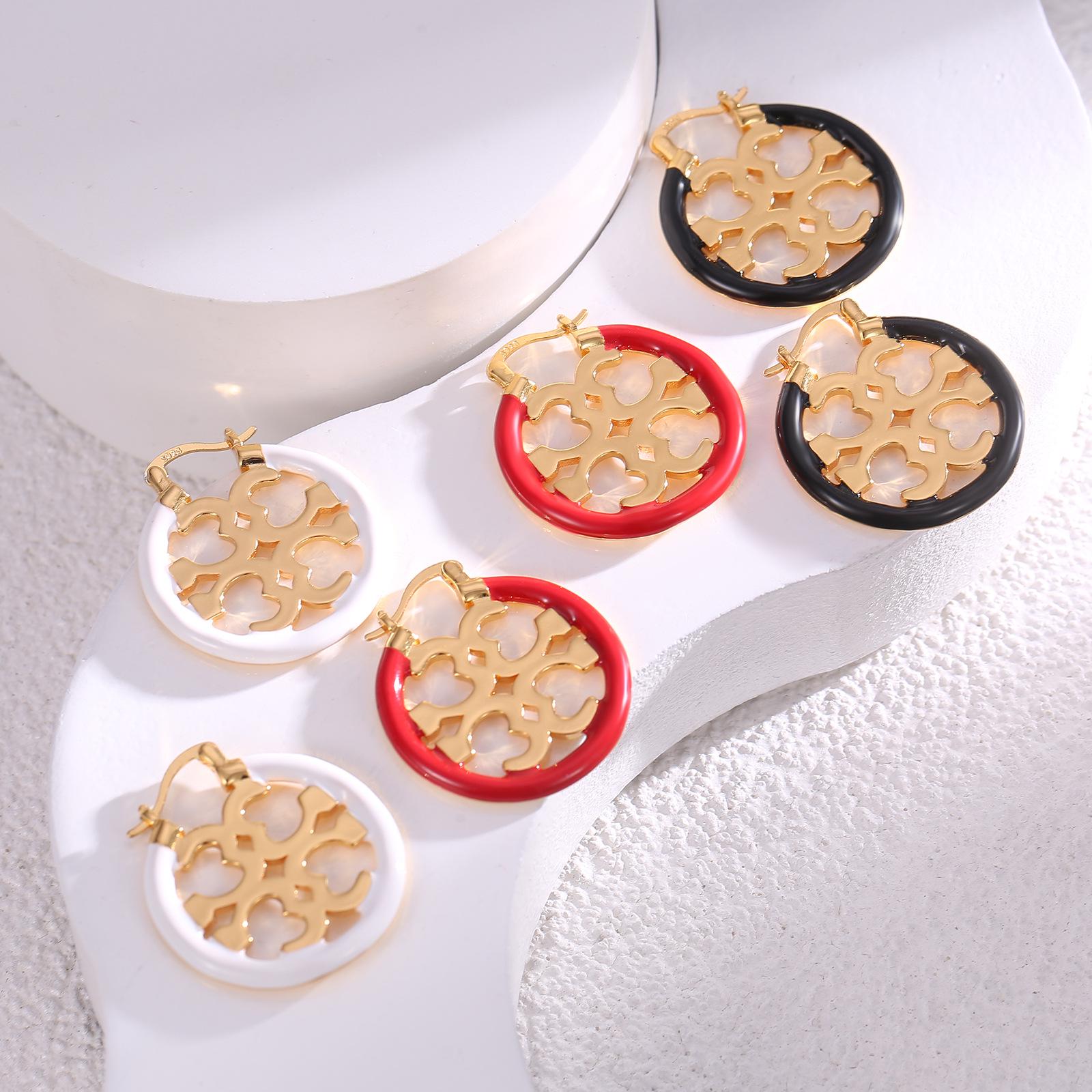 

High-End Retro Floral Color-Block Ear Cuffs with S925 Silver Needle