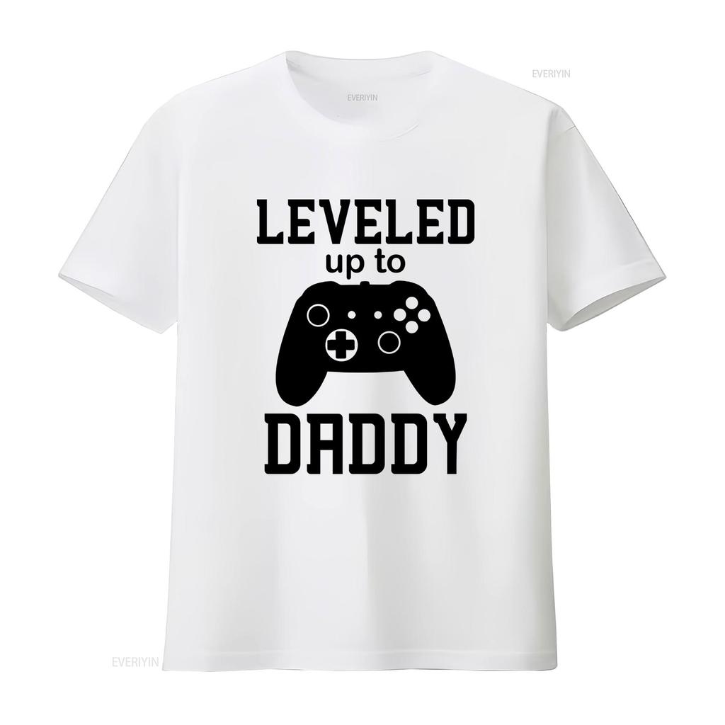 New Dad T Shirt Leveled Up to Daddy Gamer Controller Design for First Fathers Day vintage Washed graphic Soft