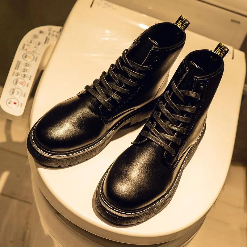 Neue schwarze Stiefel Herren Koreanische Version Mode Student Allround Mid-Top Stiefel Herren Wasserdichte High-Top Lederschuhe Herren