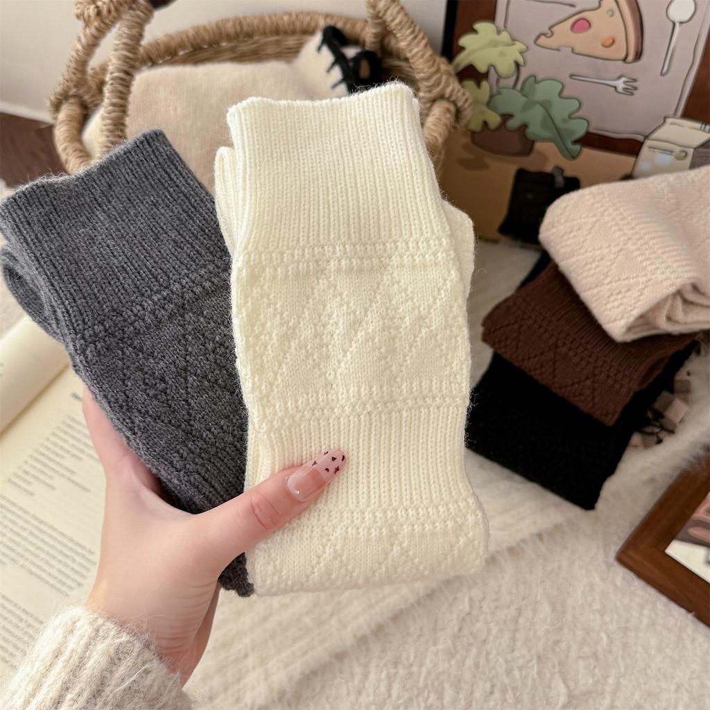 Cashmere Calf Socks Thickened Wool Stockings Korean Simple Diamond Lattice Dark Pattern Half Leg Socks Slim Calf Socks
