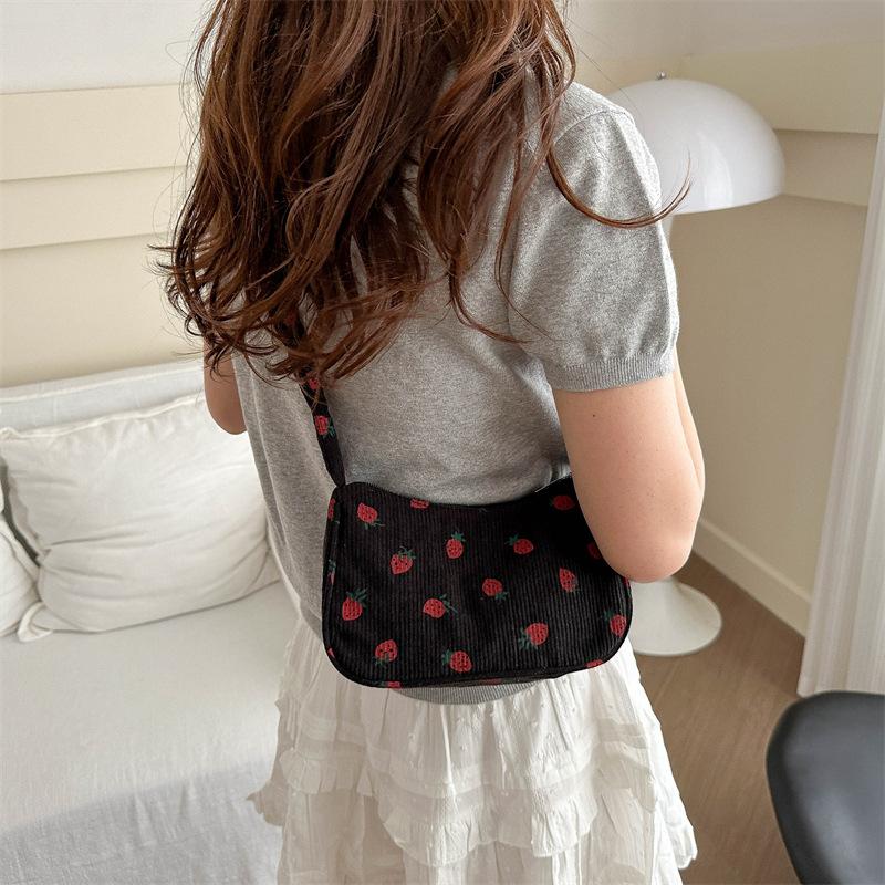 Korean version pleated portable strawberry bag summer new small fresh shoulder underarm bag corduroy soft girl bag