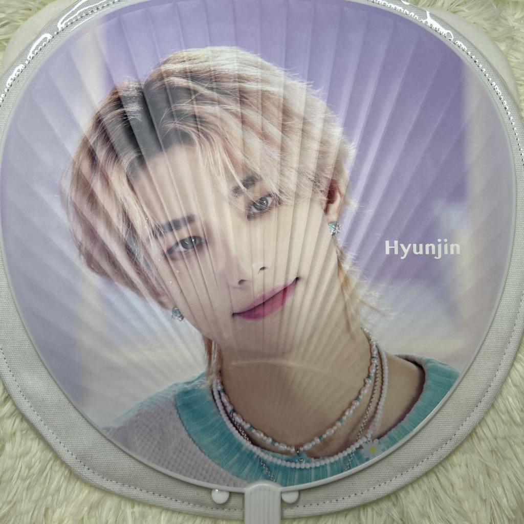 [USED] Sukizu Hyunjin Ginilet fan cover with fan