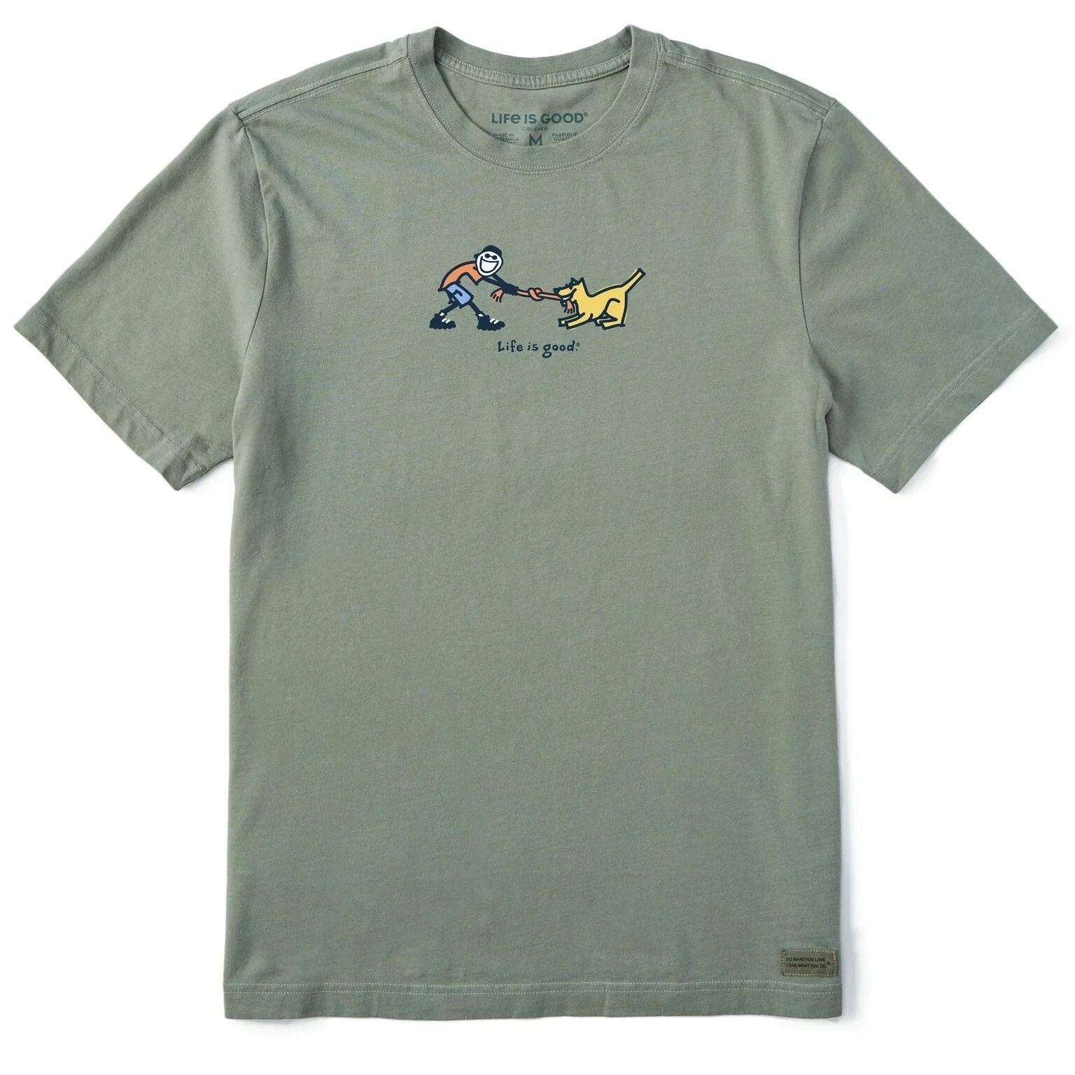 Life is Good. Men s Jake & Rocket Tug of War Short Sleeve Crusher Tee, Moss Gree S