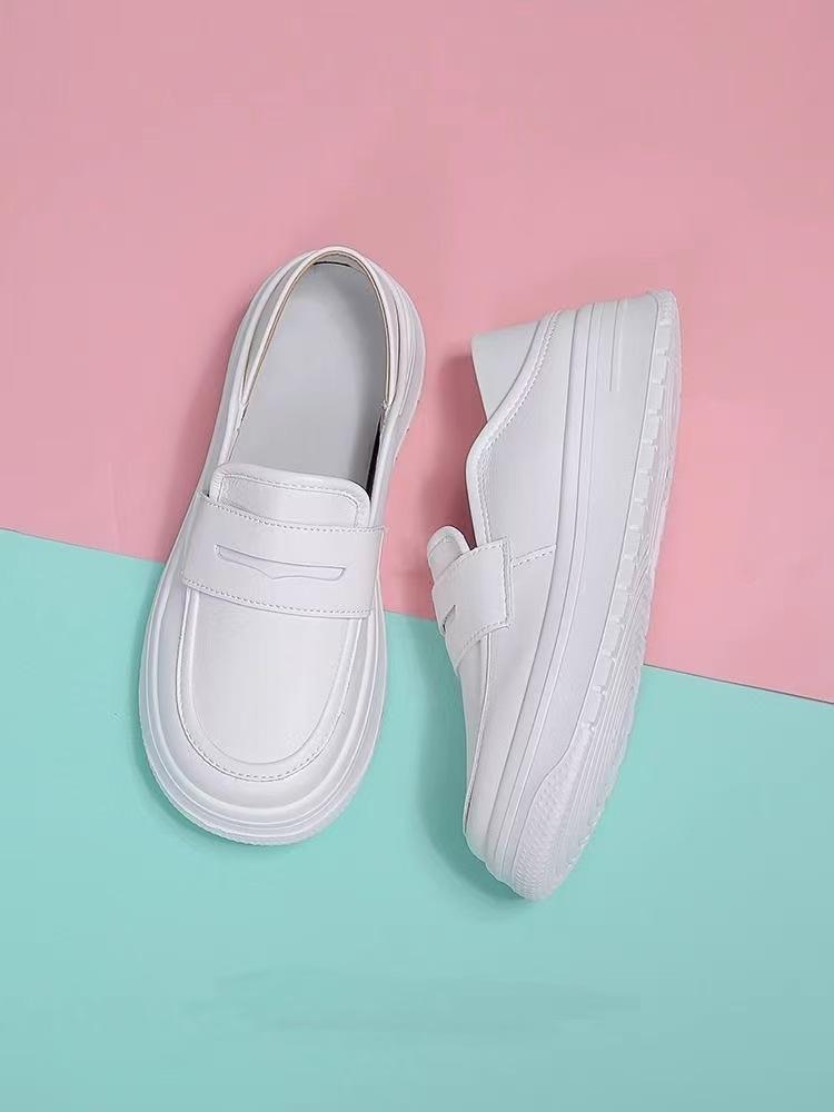 

Неустающие ноги работают маленькие белые туфли туфли медсестры женские мягкая подошва дышащие толстая подошва летние увеличение роста одна педаль медицинская специальная обувь 41 белый