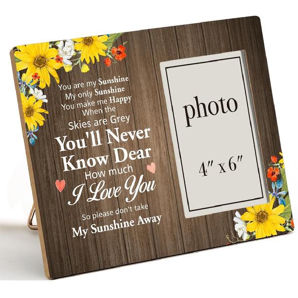 Pet Memorial Gifts - Wooden Photo Frame, Sympathy Gift for Loss of Dog or Cat (4x6 Inches)