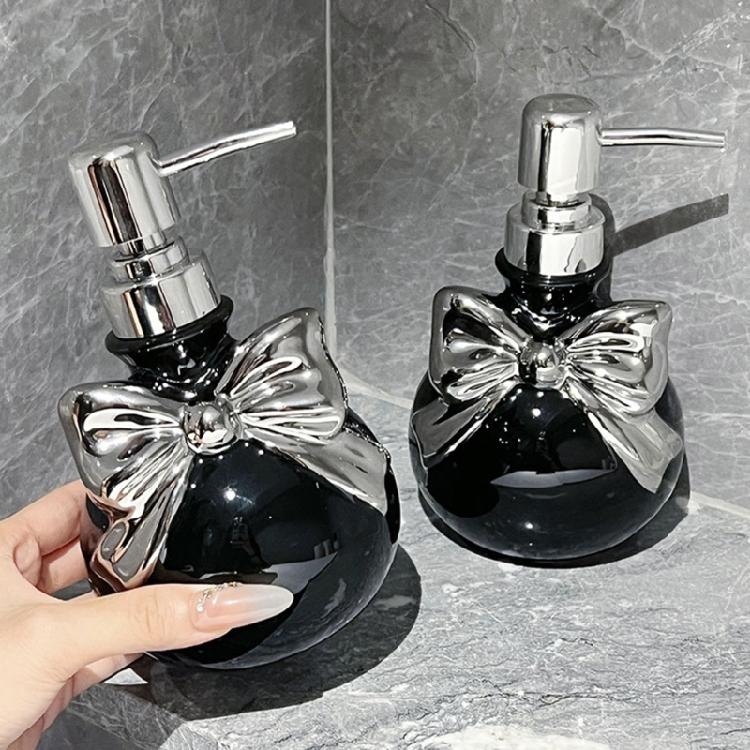 Praktyczny ceramiczny dozownik łazienkowy z pompką naciskaną Dekoracyjny kokardka Organizer na mydło Butelka Niezbędny do domowego spa