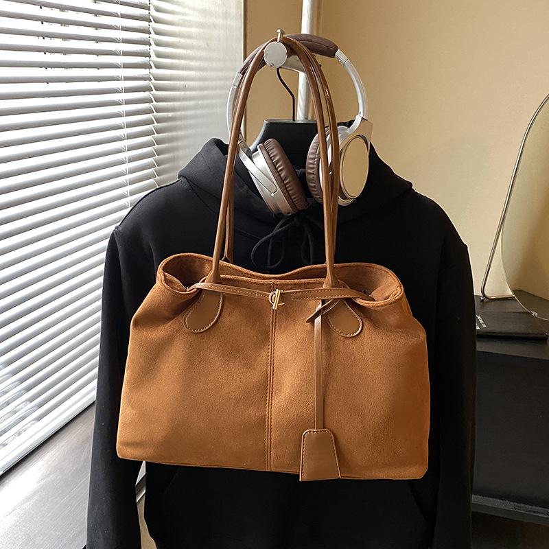 Large-capacity Bag Women's New Fashion and High-end Single Shoulder Underarm Bag Commuter Tote Bag