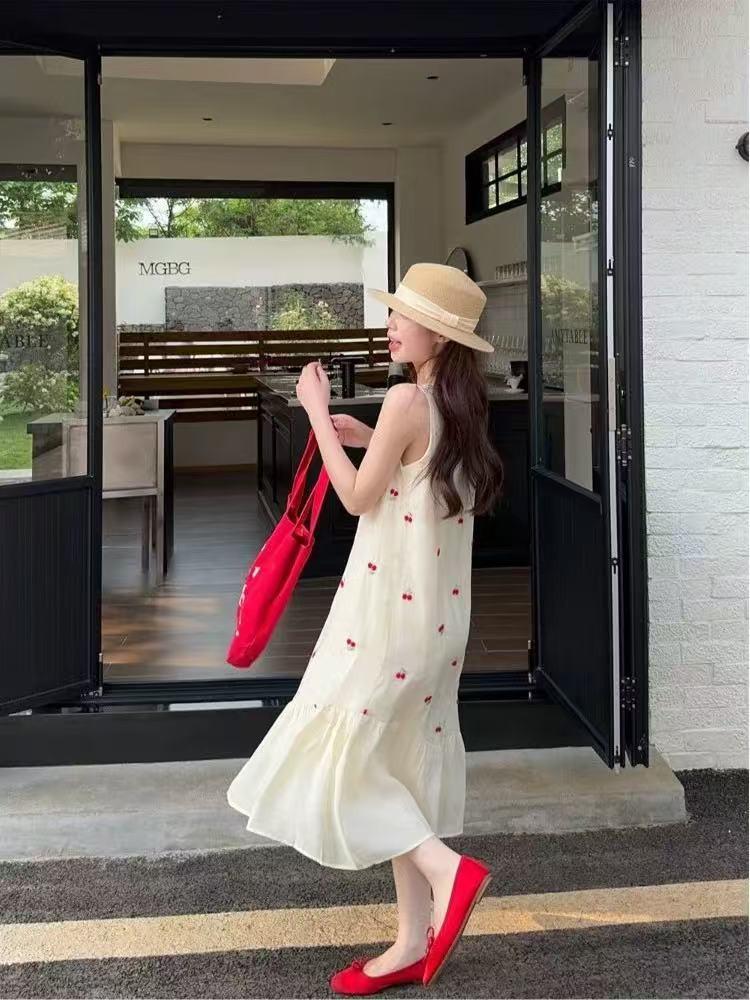Women's Summer 2026 Loose Sleeveless Mid-Length Dress with Sweet Cherry Print