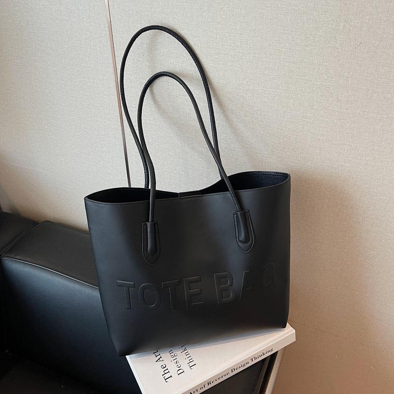 

2025 autumn new simple retro large-capacity tote bag women s casual fashion shoulder bag class commuter bag чёрный
