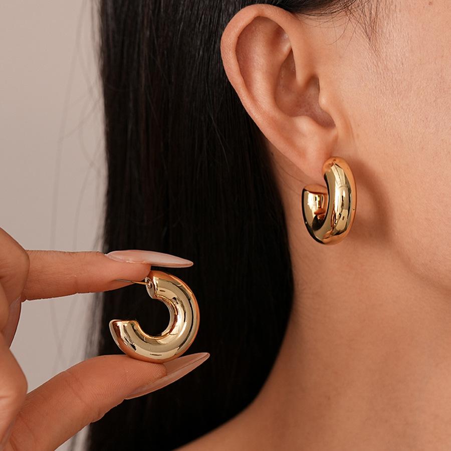 Stainless Steel Geometric Irregular Round Pearl Earrings for Women Minimalist Style Personality Ear Studs Trendy Jewelry Gifts
