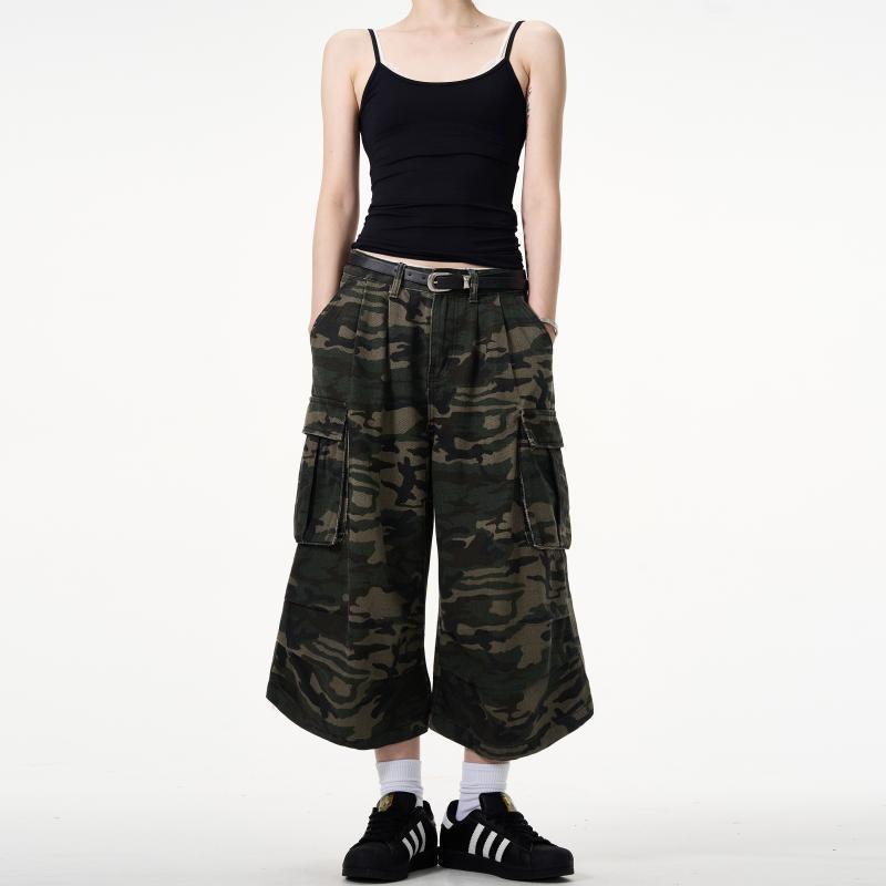 Women's Retro Camouflage High-Waist Capri Jeans - Slimming, Versatile, Loose Fit