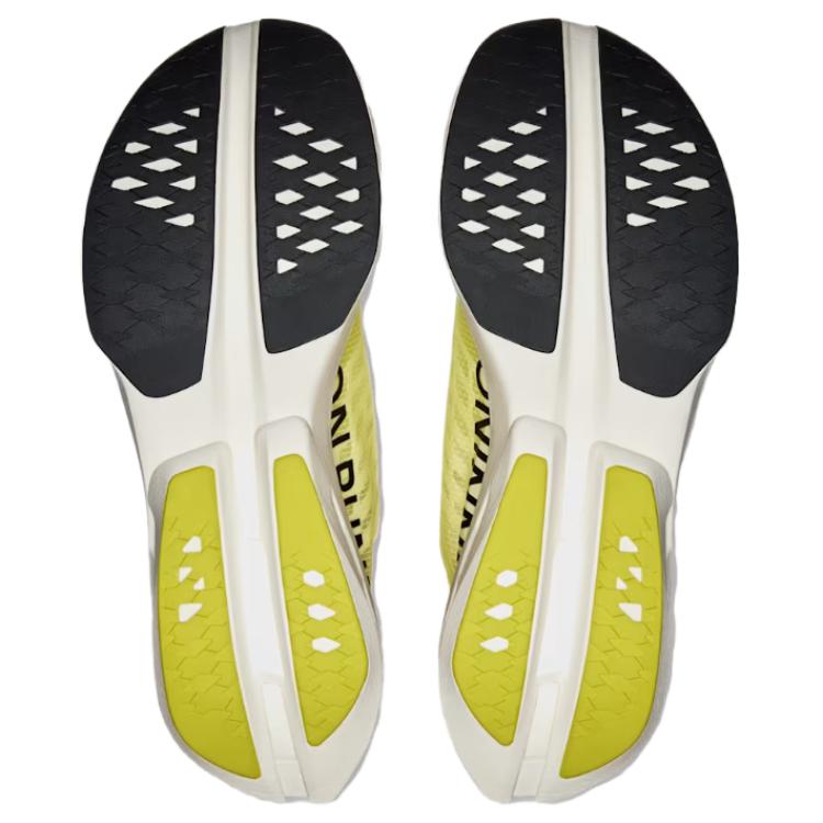 ON Cloudboom Strike Limelight Wolf Pánské Tenisky Žluté 3ME30483331