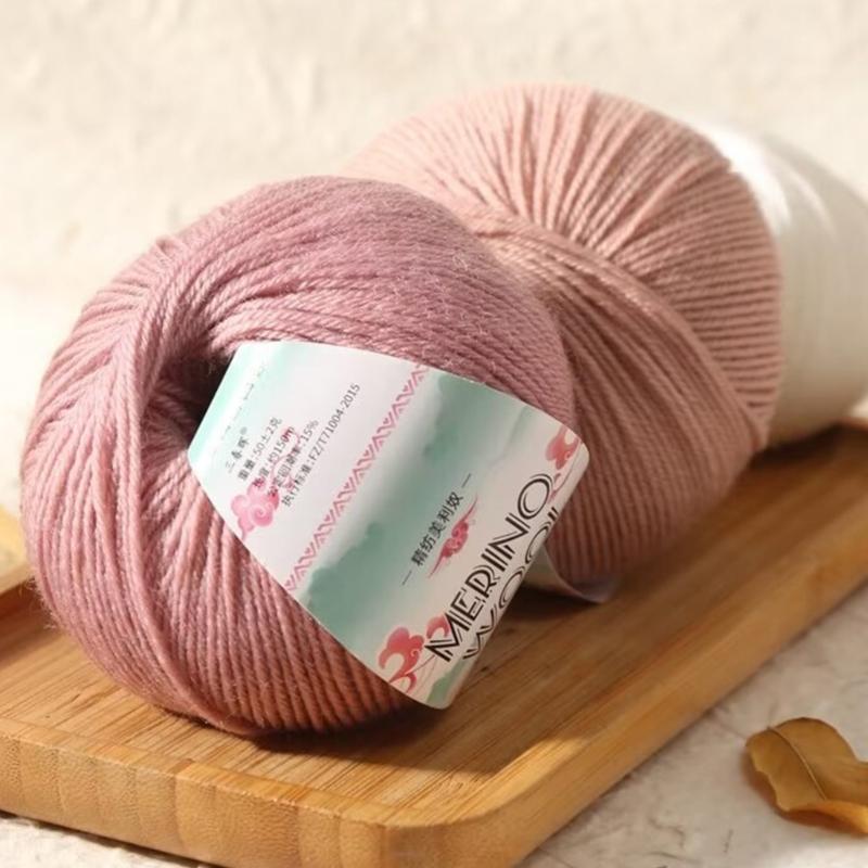Soft Worsted Weight Yarn Wool Yarn Hand Knitting Yarn 1.76oz/Roll For Knitting Rugs Sweaters Scarves Hat Gloves